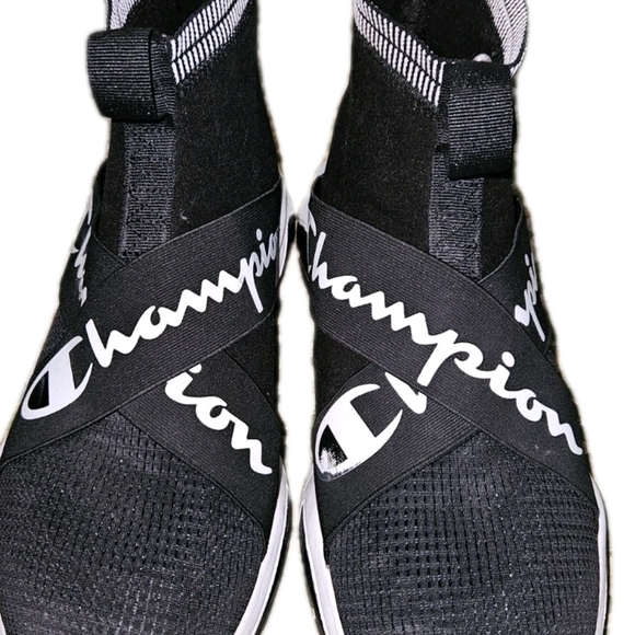 Champion Mens Black and White Crossiver Sneakers - Picture 5 of 12